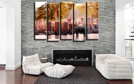 Модульная картина "Слон в городе"