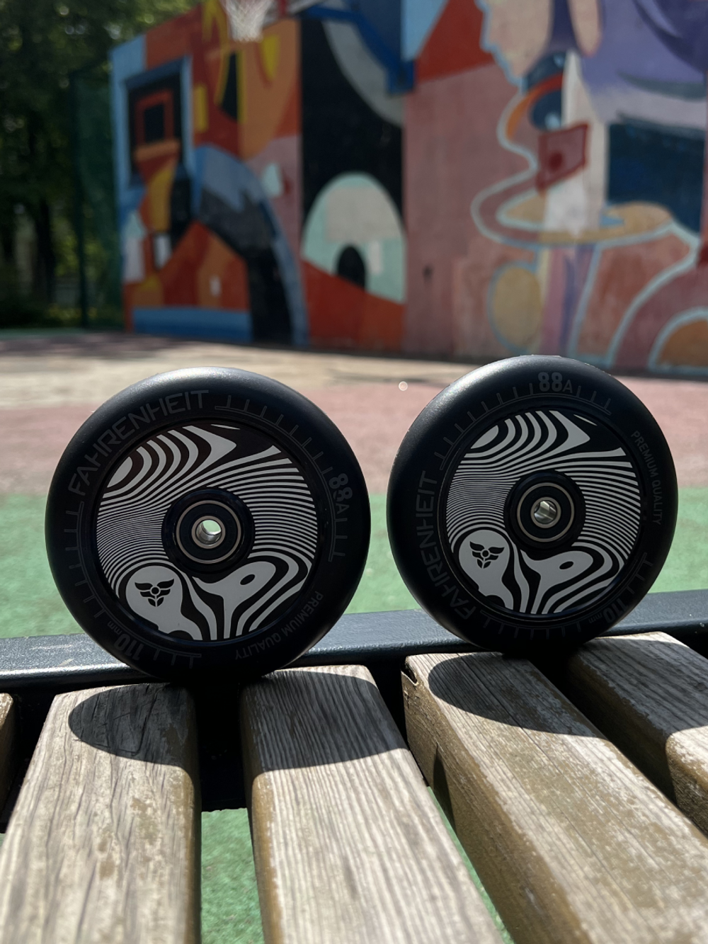 Набор колес (2 шт) Fahrenheit Зебра 110*24 mm Hollow core, черный/белый