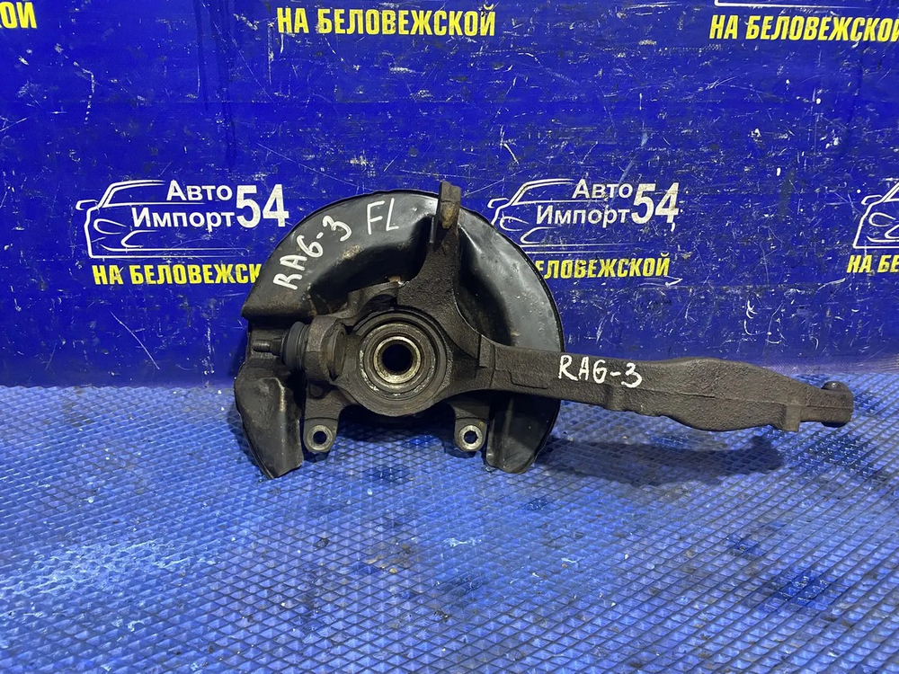 Ступица передняя левая Honda ODYSSEY 2001