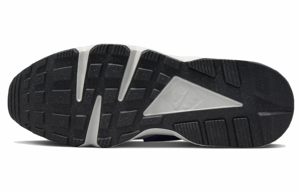 Кроссовки Nike Air Huarache "Social Fc"