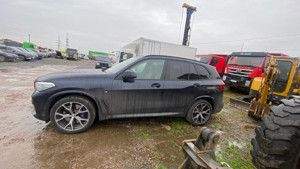 BMW X5 xDrive30d M Sport Pro (249 л.с.)