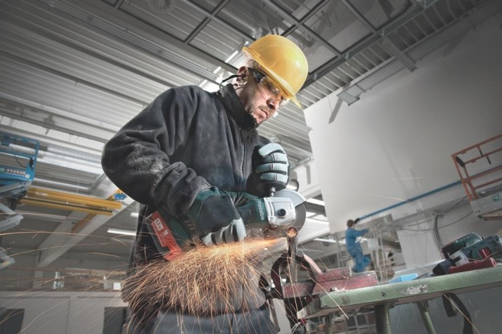 Угловая шлифмашина аккумуляторная METABO W 18 LTX 125 2х5.2Ач 602174650