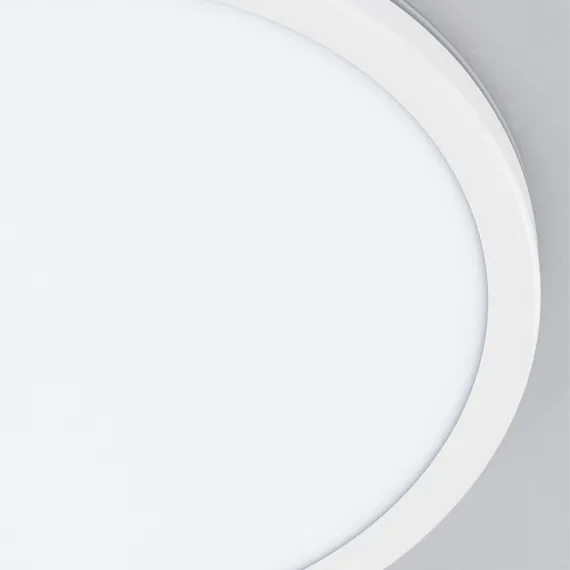 CL738240EL Бейсик Лайн Белый Св-к с пультом LED+RGB 30W