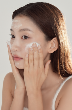 EARFIT Очищающая пенка с яблоком Jam Pack Cleanser (120 мл)