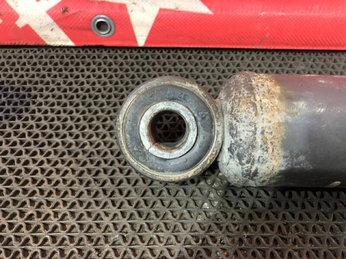 Амортизатор задний