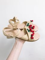 Сандалии Zara