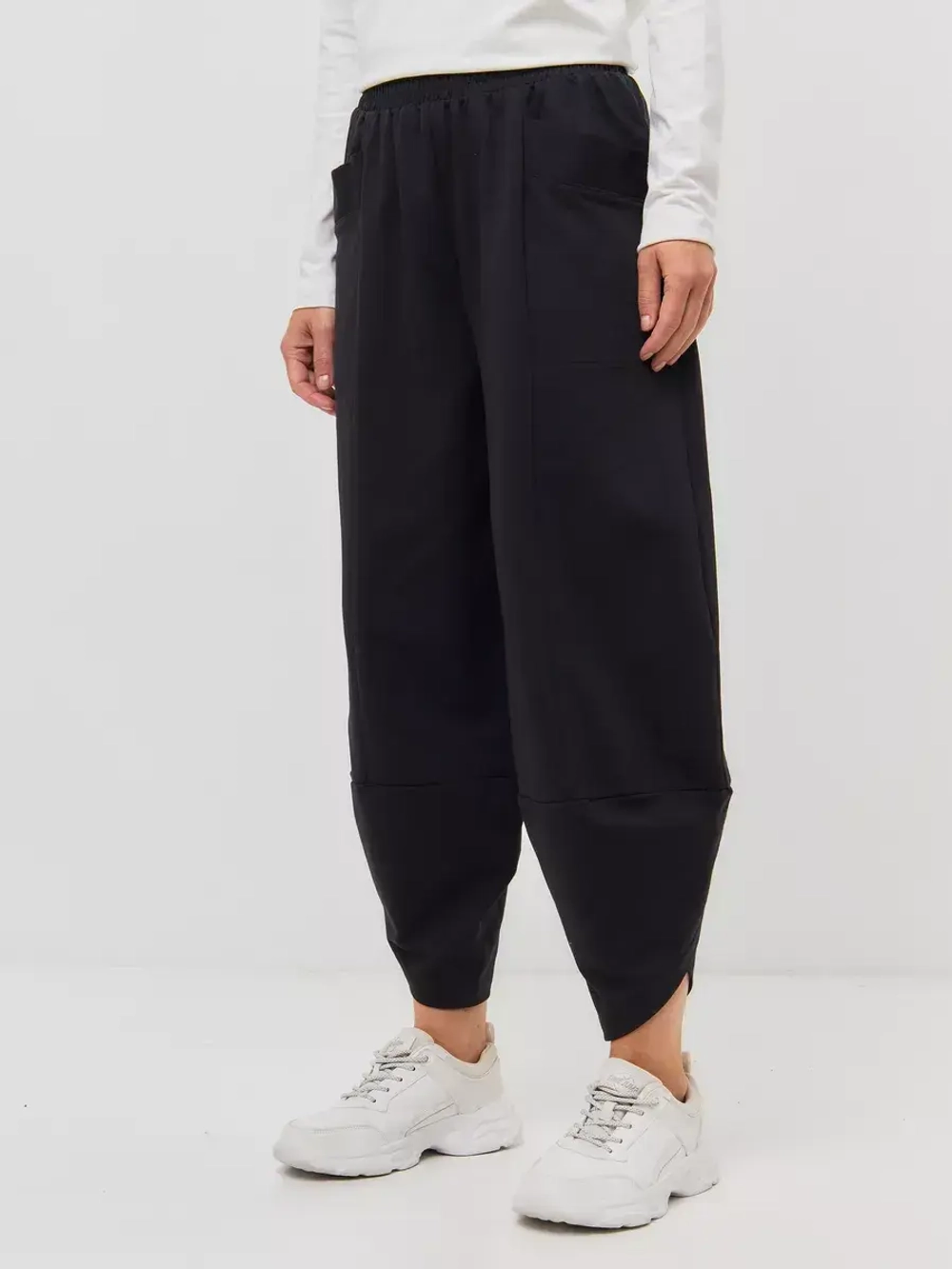 Брюки бананы трикотажные чёрный