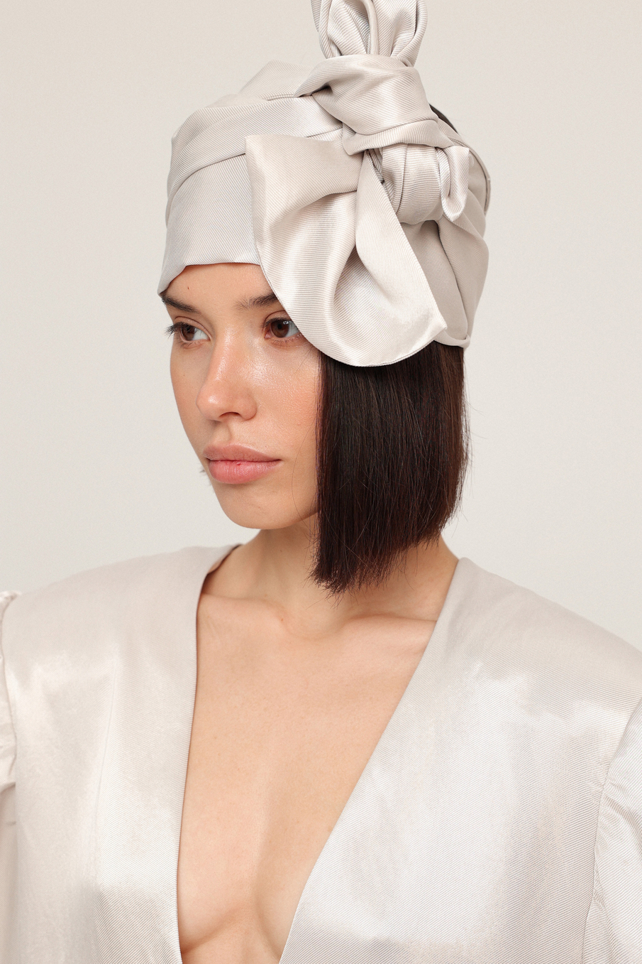 Платье с воланом