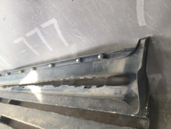 Накладка порога правого Toyota Land Cruiser 200  Б/У Оригинал 5177360160