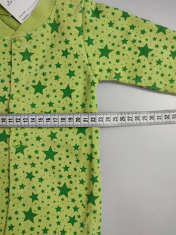 Боди зеленое красивое на 0-3 месяца