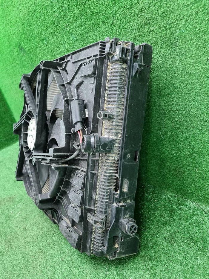 Кассета радиаторов BMW 3er G20 (2018-н.в.)