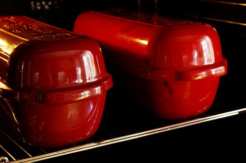 Нужно ли разогревать колпак для выпечки хлеба