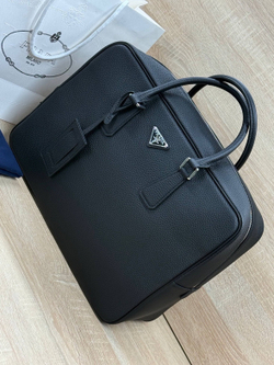 Портфель Prada