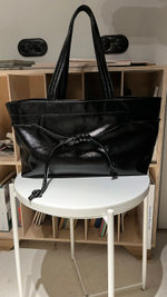 Сумка Madlen black raven (черный лак)