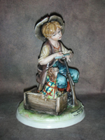 Статуэтка. Фарфор. Лечение собаки. Capodimonte. Италия