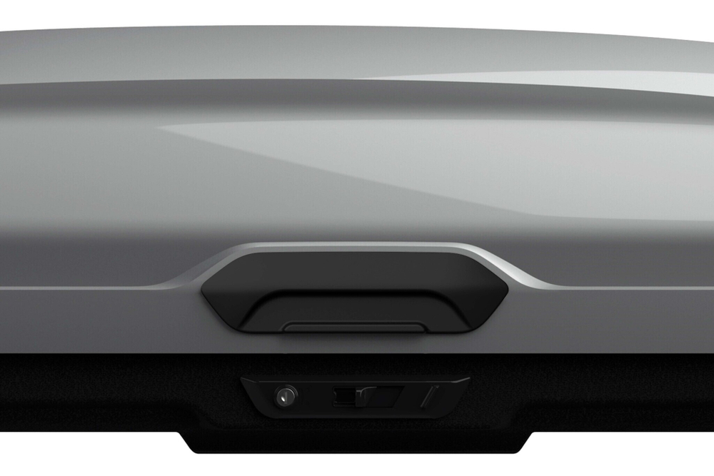 Автобокс на крышу LUX TAVR 197 (520 литров) черный глянцевый