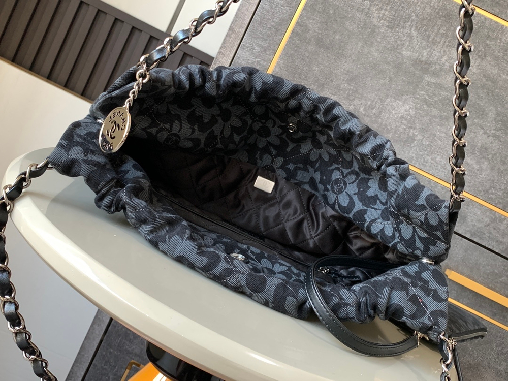 Chanel Bag 37 cm