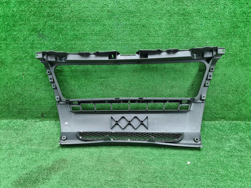 Решетка переднего бампера Peugeot Boxer 3 (06-14)