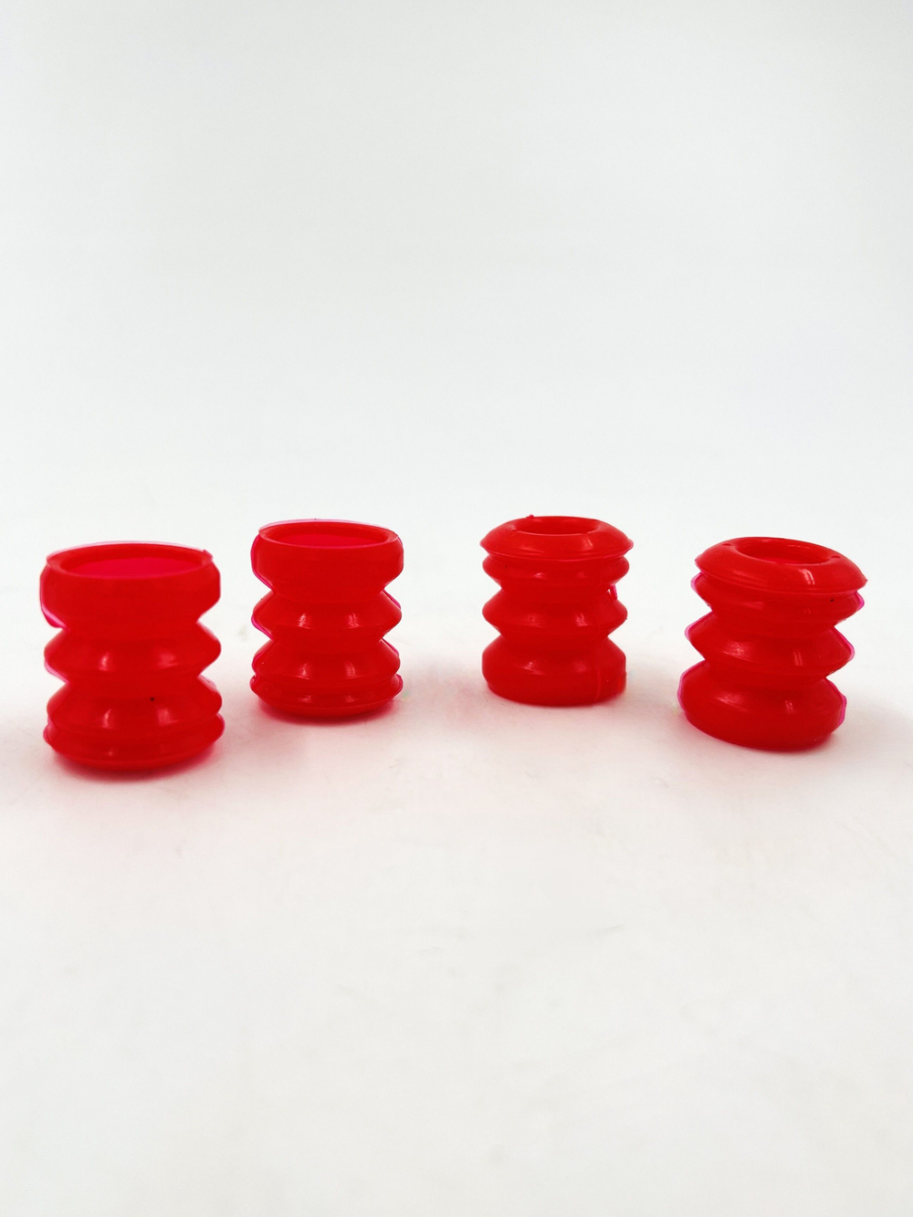 Пыльник направляющей суппорта красный 4 шт 2108 А.Б.П.А.