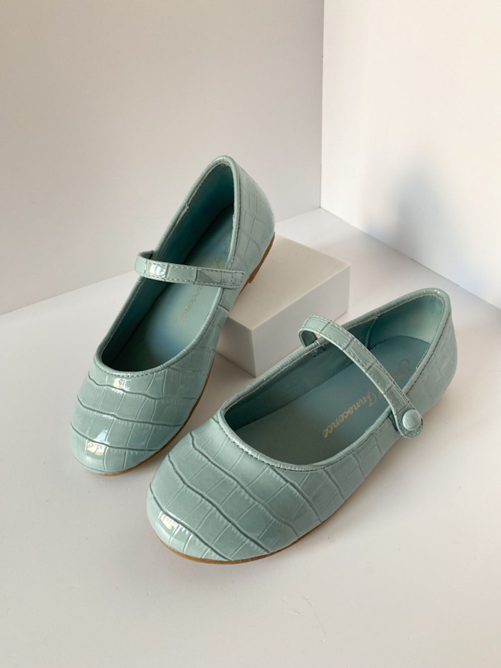 Новые лаковые туфли  Age of Innocence, 30