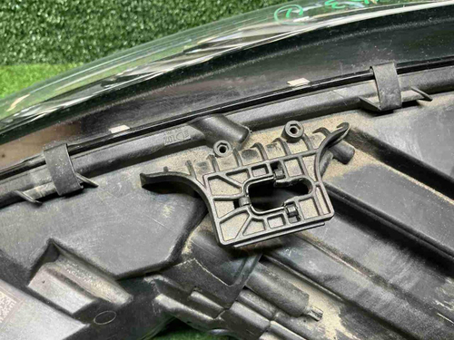 Фара правая Audi A4 B9 (2019-2025) LED