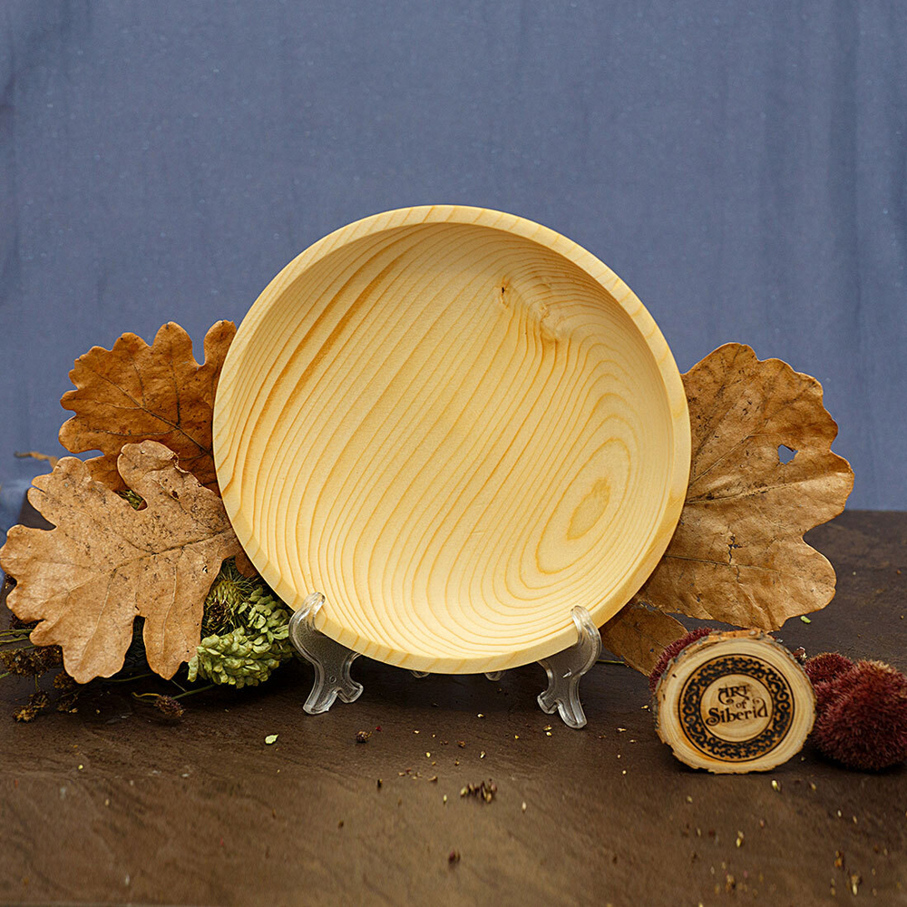 Деревянная глубокая чаша-тарелка Art of Siberia из древесины сибирская пихта 19 см. T68