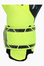 Вратарские перчатки Reusch Attrakt Fusion Guardian