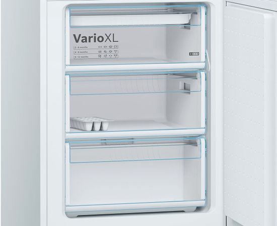 Холодильник Bosch KGE39AW32R