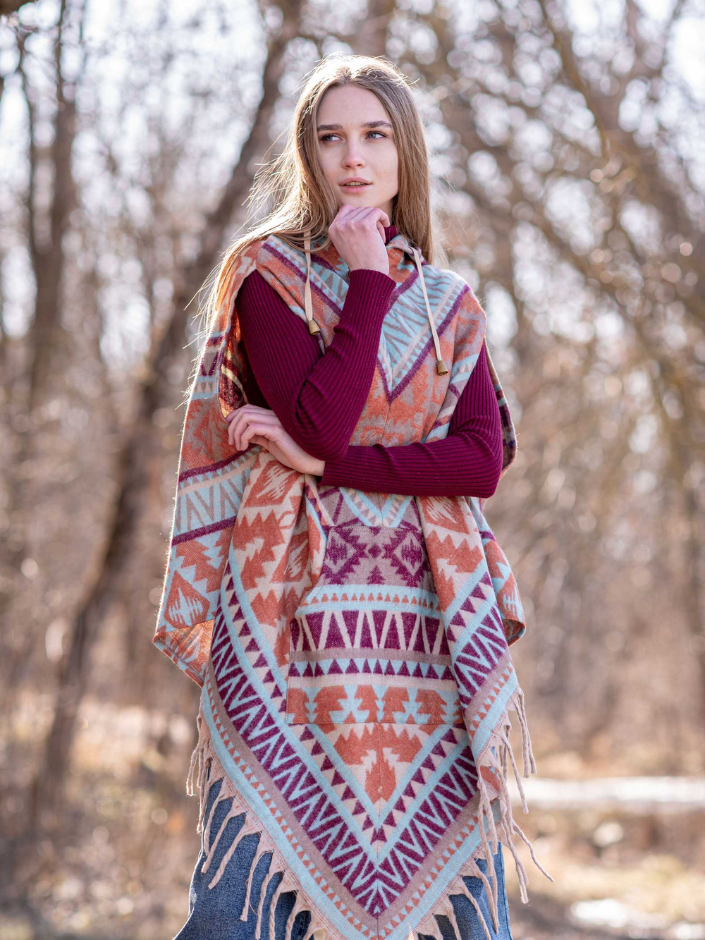 Пончо женское шерстяное с орнаментом