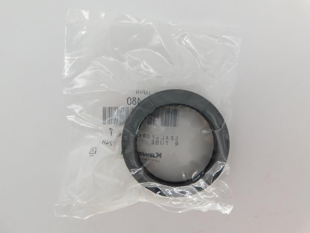 пыльник вилки Kawasaki Ninja ZX-14R ZZR1400 1400GTR ZX-10R Versys VN1600 92093-1480
