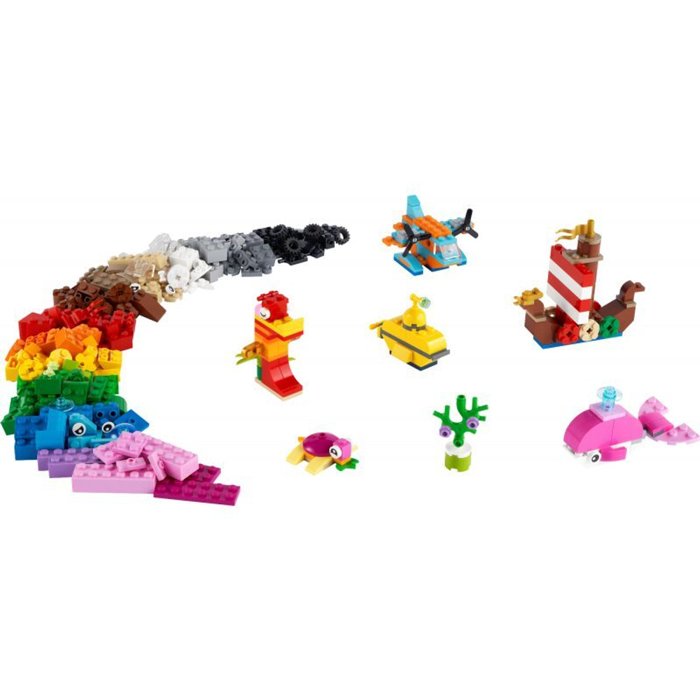 Конструктор LEGO Classic - Творческое развлечение в океане 11018