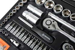 Набор инструментов 1/2", 1/4", CrV, 82 предмета в кейсе