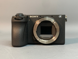 Sony Alpha A6700 4020 кадров