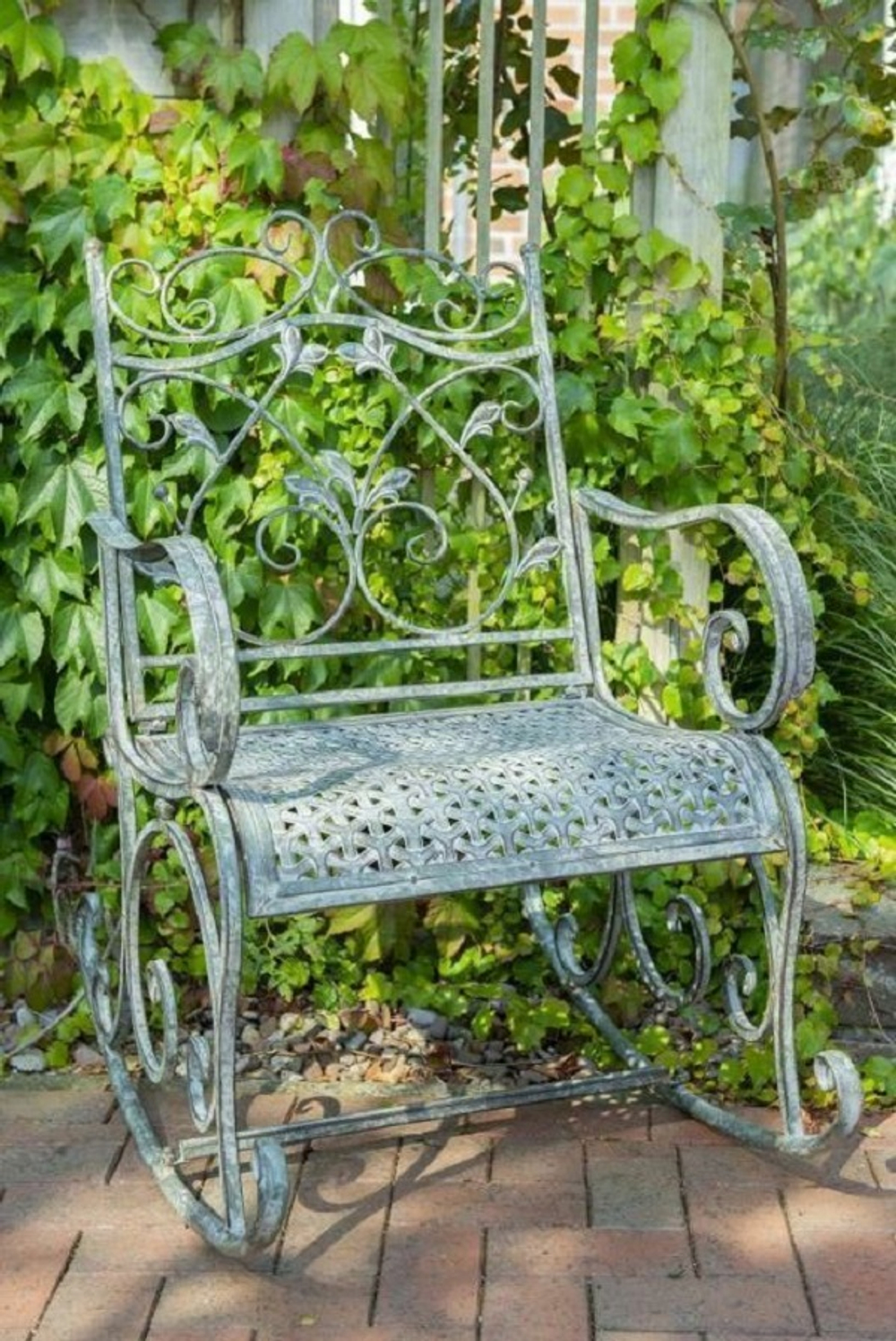 Кресло-качалка "Старый сад" 61x82x101см