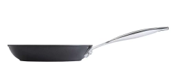 Le Creuset - Сковорода PRO 30см с антипригарным покрытием, алюминий / артикул   51112300010002  / GTIN 630870272988