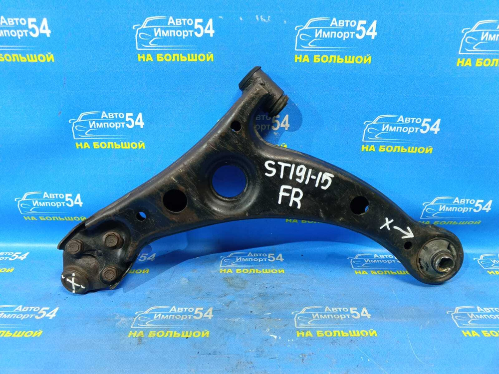 Рычаг передний правый TOYOTA CALDINA 1998