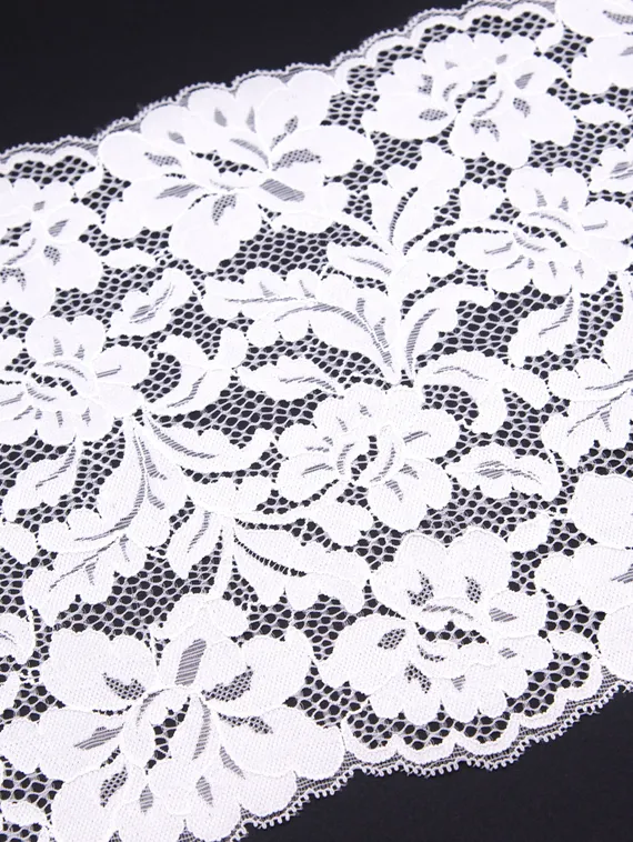 03-244 Кружево эластичное 23 см,  теплый белый