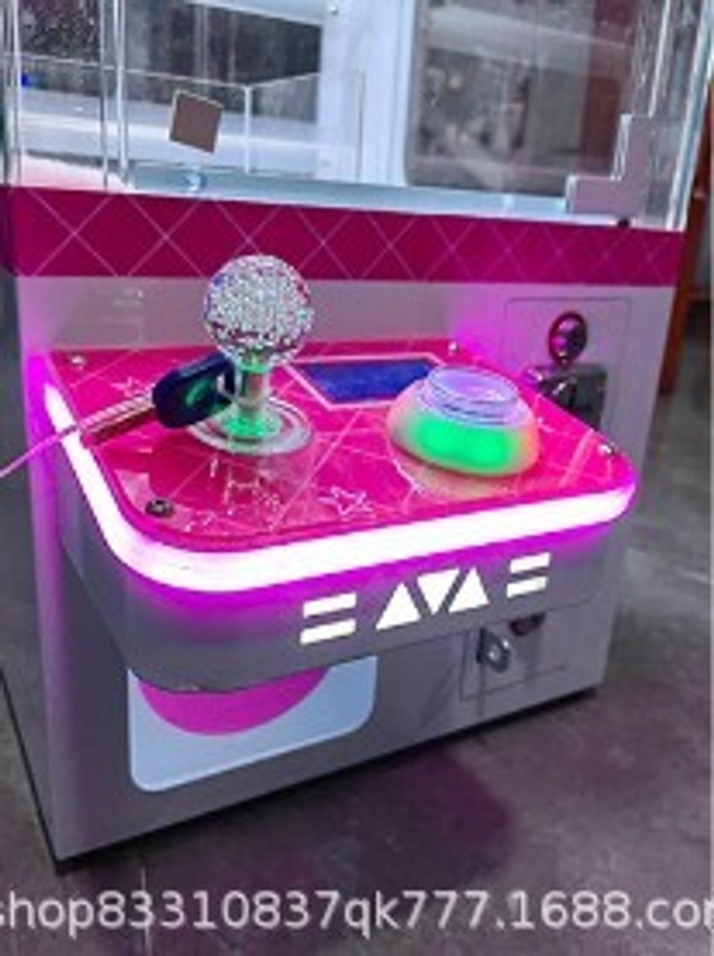 Автомат с игрушками MINI CRANE MACHINE AT HAPPY STATION