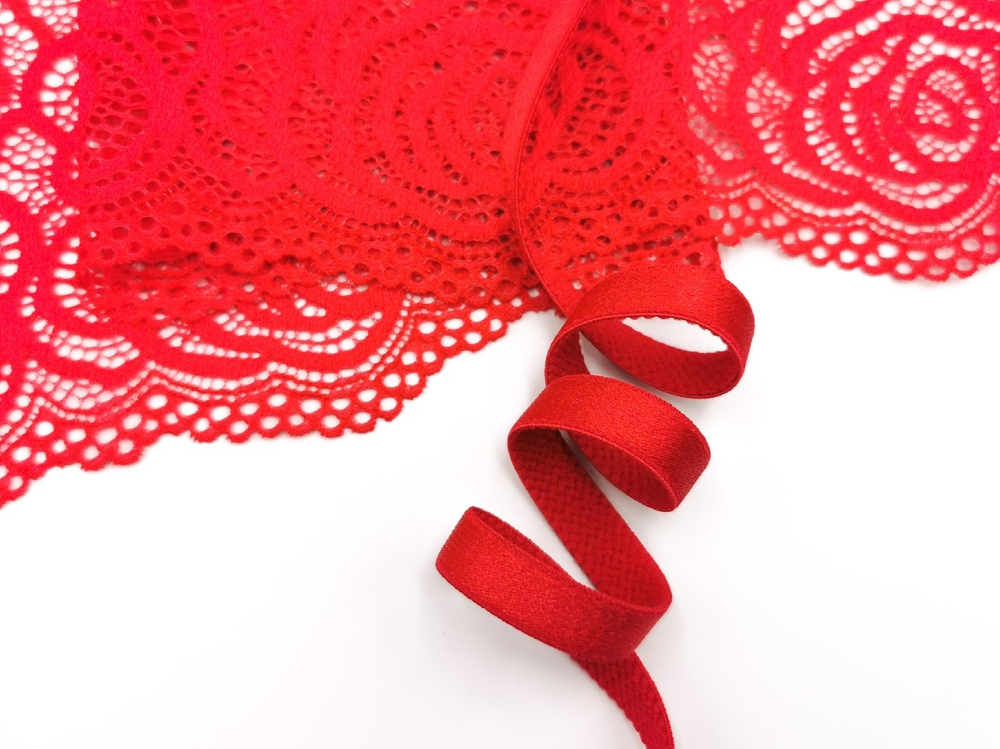_Бретелечная резинка, без фестонов, 10мм, красная, с блеском (Артикул: BR740/10-100), м