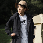 Куртки New Balance, AMJ31304-BK