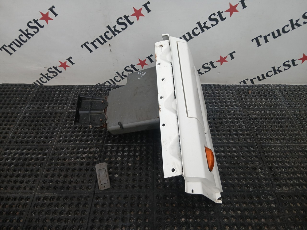 Ящик инструментальный левый в сборе