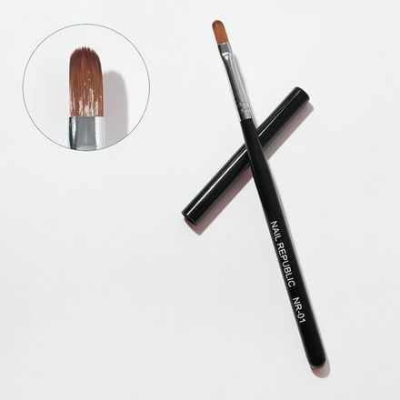 NR Nail Кисть для геля в футляре овал, 12мм