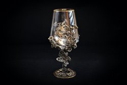 Бокал для вина "Цветочная фантазия" в подарочном футляре с художественным оформлением