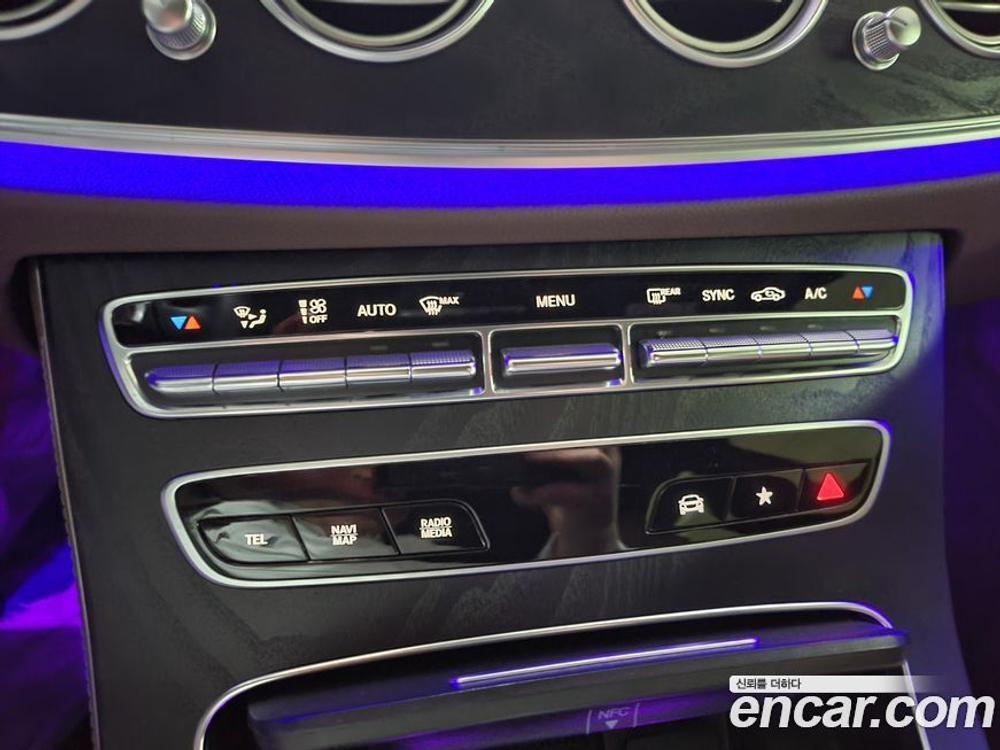 Mercedes-Benz E-Class W213 E250 AMG Line (11.2022)