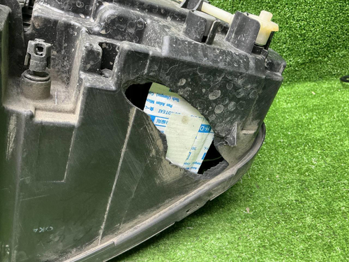 Битая Фара правая Zeekr 009 (2022-н.в.) LED