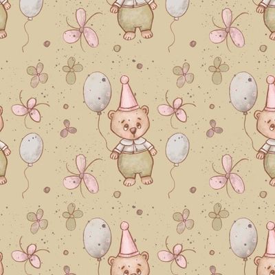 мишка с шариком на бежевом фоне