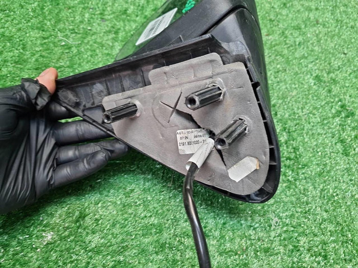 Зеркало правое Lada Granta (2018-н.в.) 6 контактов