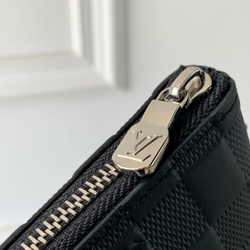 Louis Vuitton Takeoff Pouch