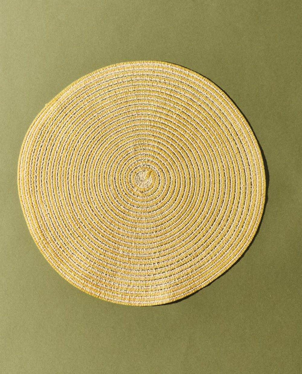 ZARA HOME КРУГЛАЯ ПОДСТАВКА ПОД СТОЛОВЫЕ ПРИБОРЫ (НАБОР ИЗ 2 ШТ.), ЖЕЛТЫЙ