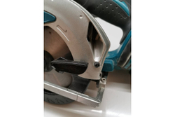 Аккумуляторная дисковая пила Makita LXT DSS610RF